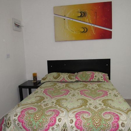 Hostel Brasil Gru Guarulhos Esterno foto